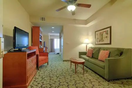 Hilton Garden Inn Las Vegas Strip South - 3
