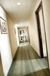 Jason Inn - 12