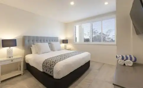 Bay Royal Apartments - 214