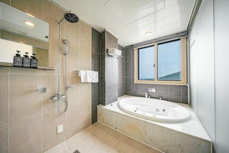 Incheon Prince Tourist - 7