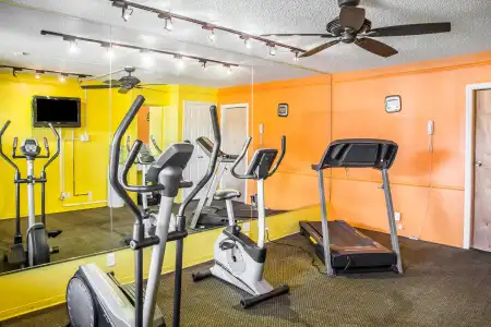 Americas Best Value Inn - 12