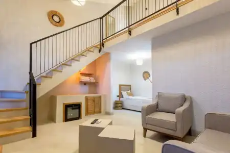 Navalia Otel - 77