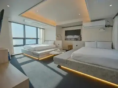 UH Suite The Haendae - 16