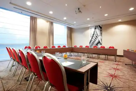Courtyard by Marriott Brussels - 17