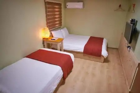 Seoul Station R Guesthouse - 46