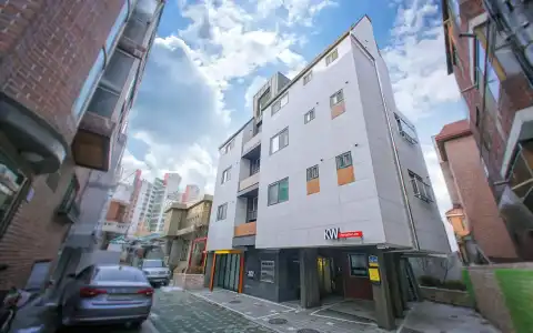 KW Hongdae Line Hostel - 0