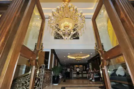 Hanoi Dalvostro Valentino & Spa - 17