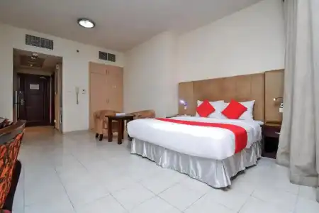 Parkside Suites Apartment - 49