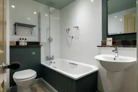 Brewers Inn - 8