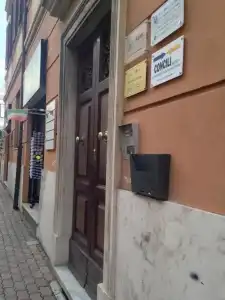 Be Your Home - Guest House Fuori Dal Porto - 2