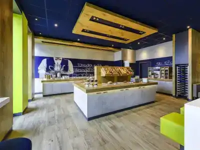 Ibis Budget Bremen City Center - 16