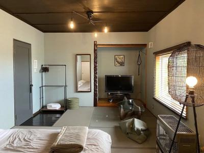 Little Barrel Guest House - 33