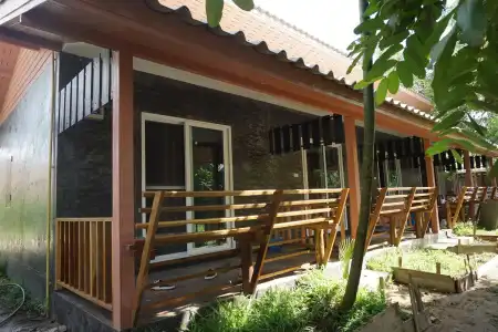 Family Huts - 17