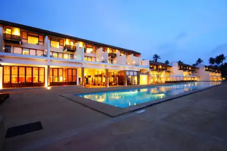 Oak Ray Haridra Beach Resort - 7