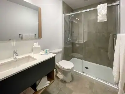 Quality Inn - 29
