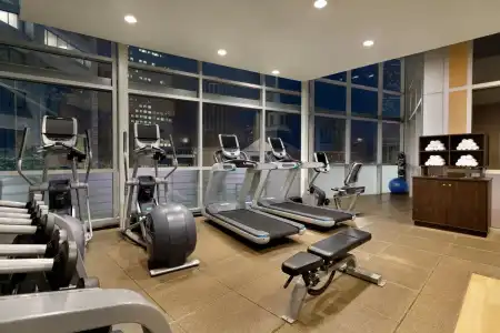 Embassy Suites Los Angeles - Glendale - 18