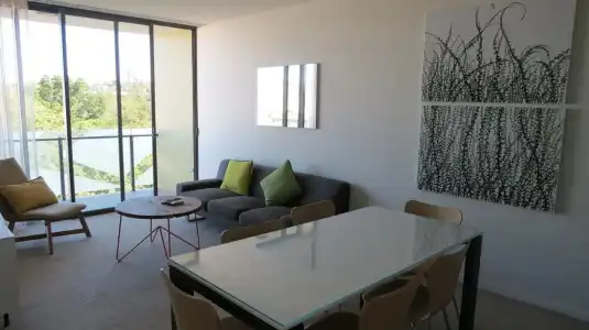 Vine Serviced Apartments - 6
