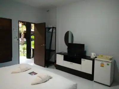Baan Suan Rim Klong - 24