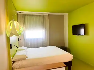 ibis Styles Nimes Gare Centre - 36