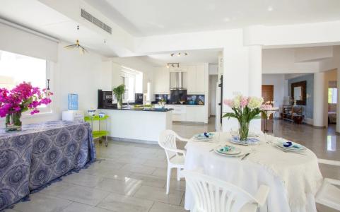 Meneou Beachfront Villa Sunset - 23