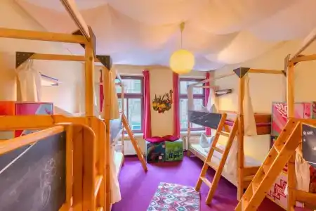 Lollis Homestay - Hostel - 30