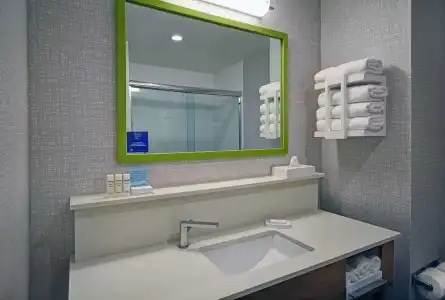 Hampton Inn Las Vegas Strip South, NV - 8