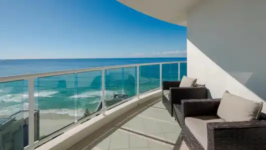 Pacific Views Resort - 208