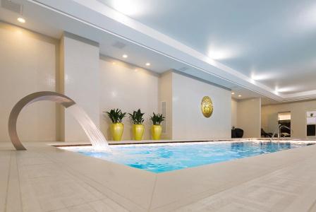 Montcalm East, Autograph Collection - 17