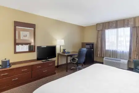 Quality Inn & Suites Bloomington University Area - 34