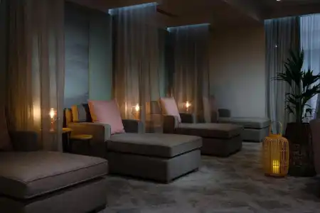 Aztec & Spa - 1