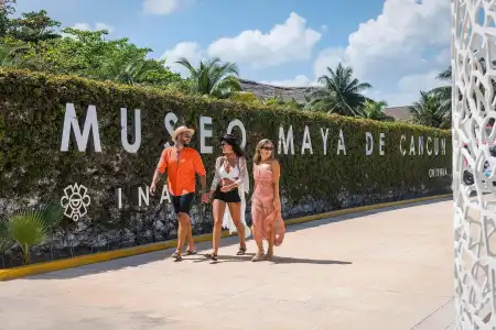 Canopy by Hilton Cancun La Isla - 36