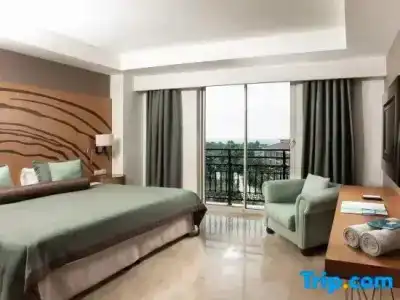 Paloma Oceana - 72