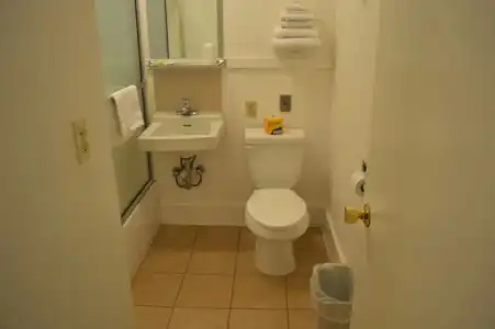 Columbus Motor Inn - 51