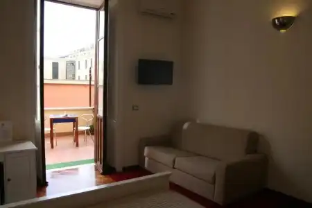 B&B Mini Incity-Close Train Station and Port- - 68