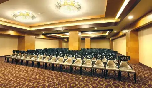 Royal Alhambra Palace – All Inclusive - 12