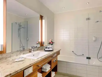 Mercure Düsseldorf City Center - 56