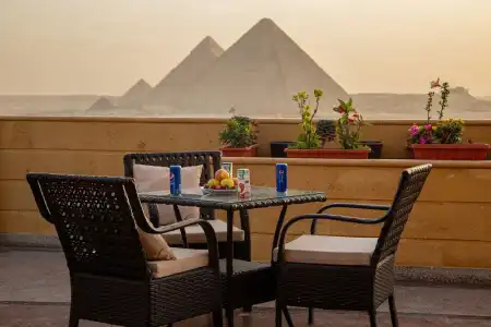 Gardenia Pyramids View Inn - Rooftop - 67