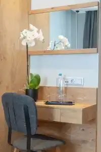 Grand Port Suites Thessaloniki - 16