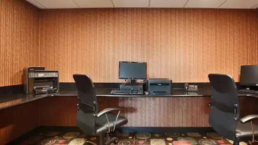 Best Western Luxbury Inn Fort Wayne - 24