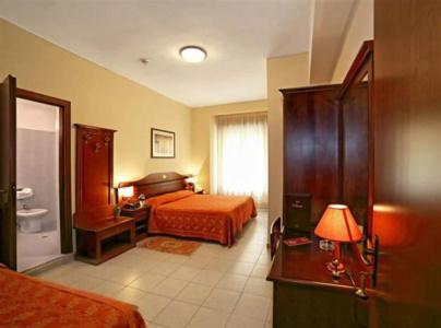 Pavone - 3