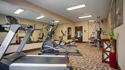Best Western Plus Eastgate Inn & Suites - 26