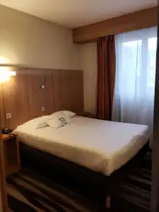 Kyriad - Tours Centre - 51