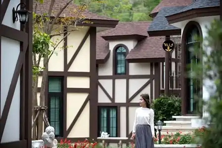 Breeze Hill Resort - 111
