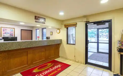 Americas Best Value Inn Fargo - 14