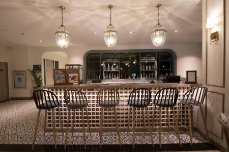 Sawaddi Patong Resort & Spa by Tolani - 17