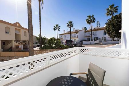 Resort Ramada & Suites by Wyndham Costa del Sol - 49