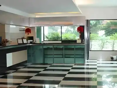 Ratchada 17 Place - 6