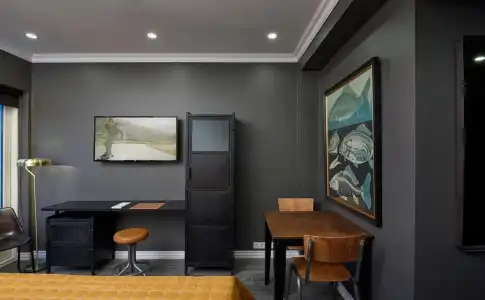 Vintage Apartment - 2