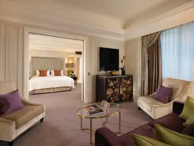 The Dorchester - 19