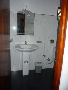 Beach Lagoon Guesthouse - 94